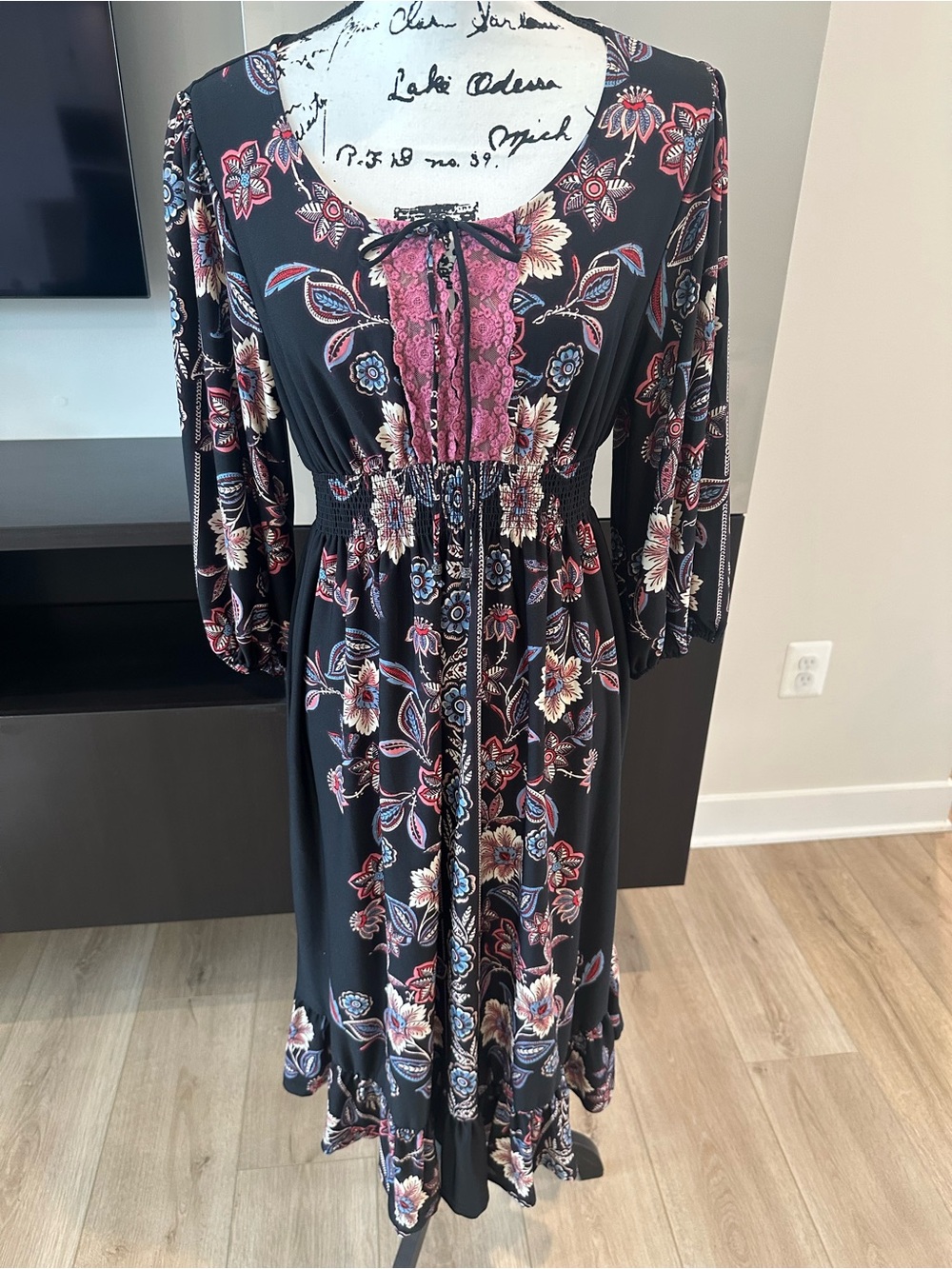 BOHO Floral Tie-Front Black Maxi Dress with Floral Design-Fits like a Medium.